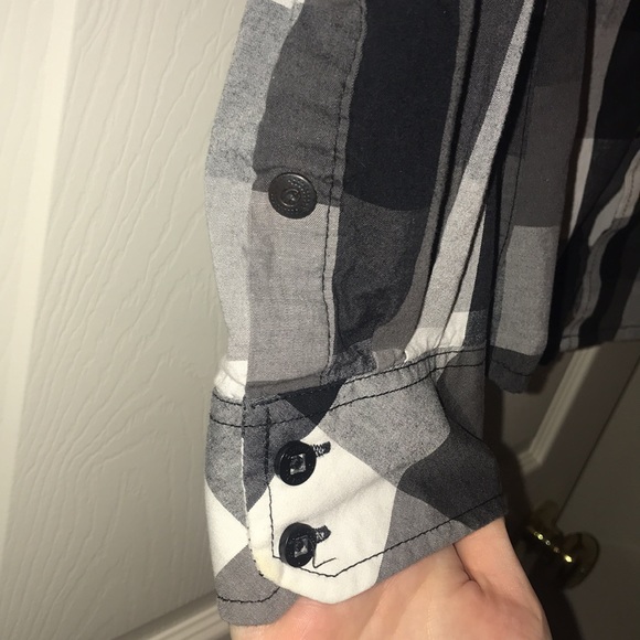 Ocean Current Black and white Greyscale Plaid Longsleeve Button Up Shirt - Picture 4 of 6